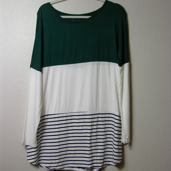 LAST ONE ColorBlock Lace Patchwork Long Sleeve Tee - Picture 4 of 6